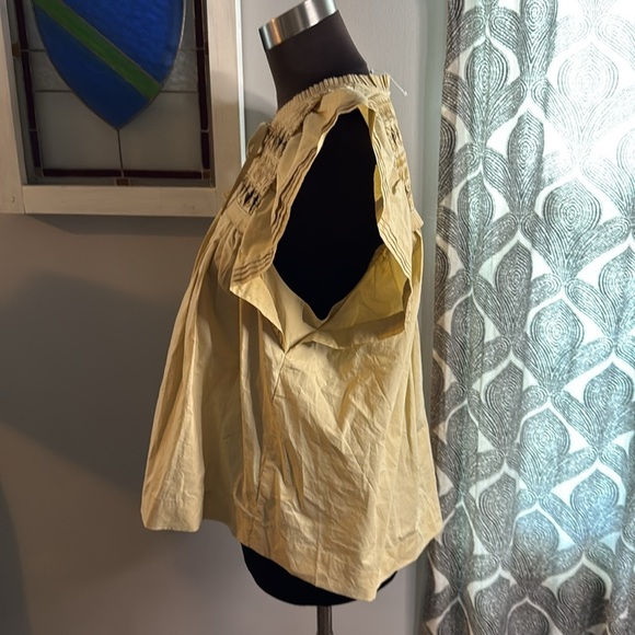 Sea New York Phoebe Cotton Poplin Smocked Flutter Sleeve Top Lt Tan SZ Medium - Picture 4 of 9